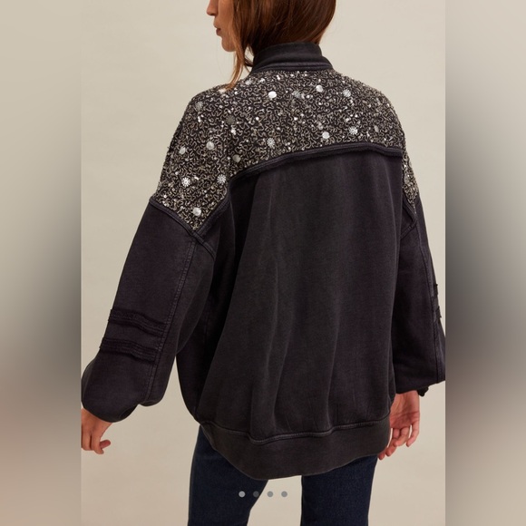 Free People Sparkle Sweatshirt - Black combo - MEDIUM NWT - Picture 2 of 6